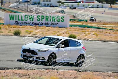 media/Oct-18-2025-Extreme Speed (Sat) [[d6d7e1fef1]]/Group 4 Orange/Session 2 (Turn 3)/